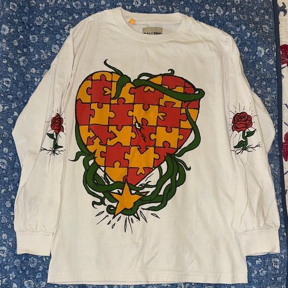 Gallery White Long Sleeve Kids Shirt with Puzzle Heart - Picture 1 of 6